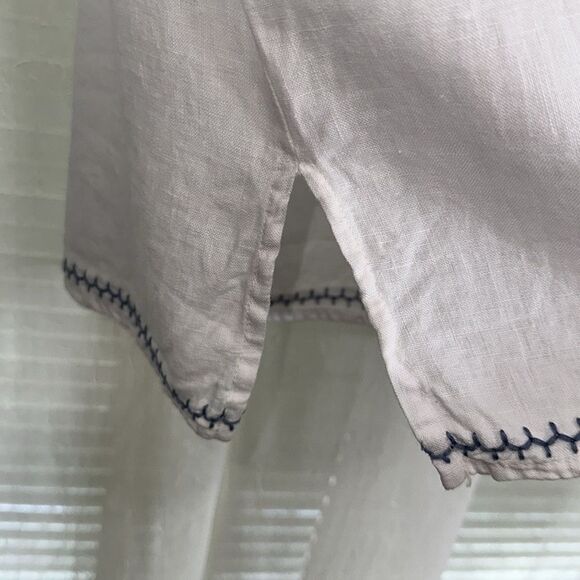 Johnny Was XS Davis Tie Peasant Bohemian White Blue Pink Embroidered Linen Top - Picture 6 of 14
